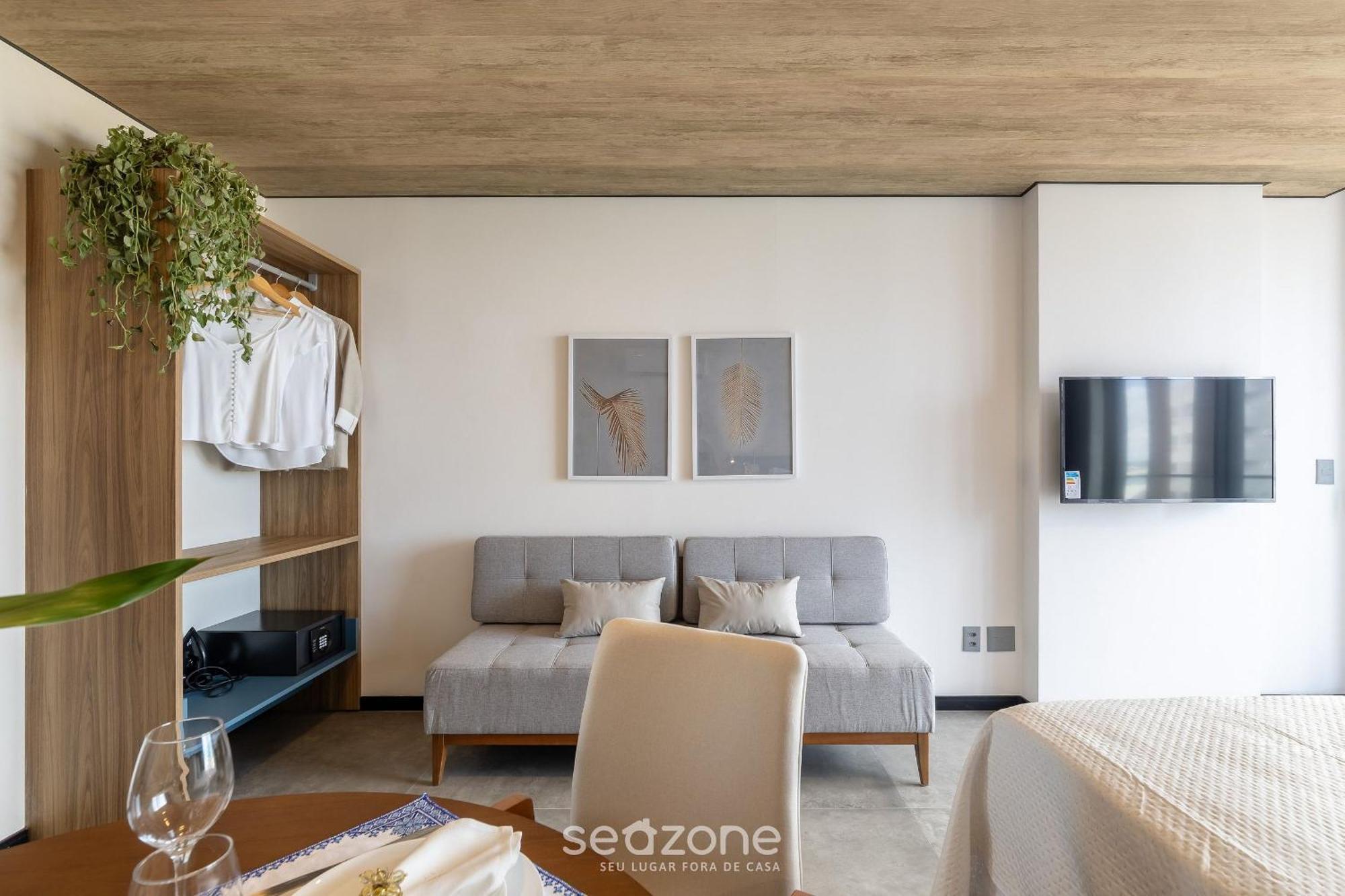 Nwts - Estudios Com Vista Lateral Mar Em Iii Apartamento
