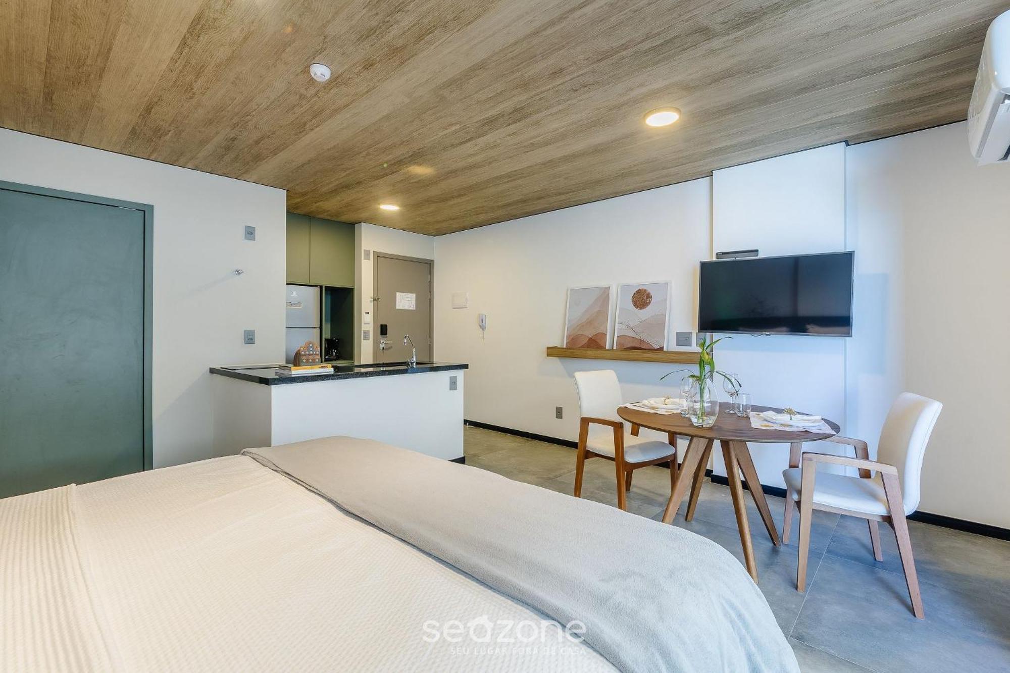 Nwts - Estudios Com Vista Lateral Mar Em Iii *